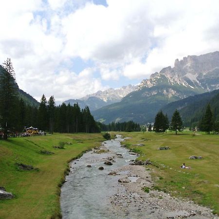 Casamau Trilo Apartment Campitello di Fassa Luaran gambar