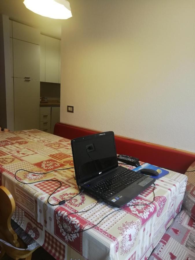 Casamau Trilo Apartment Campitello di Fassa Luaran gambar