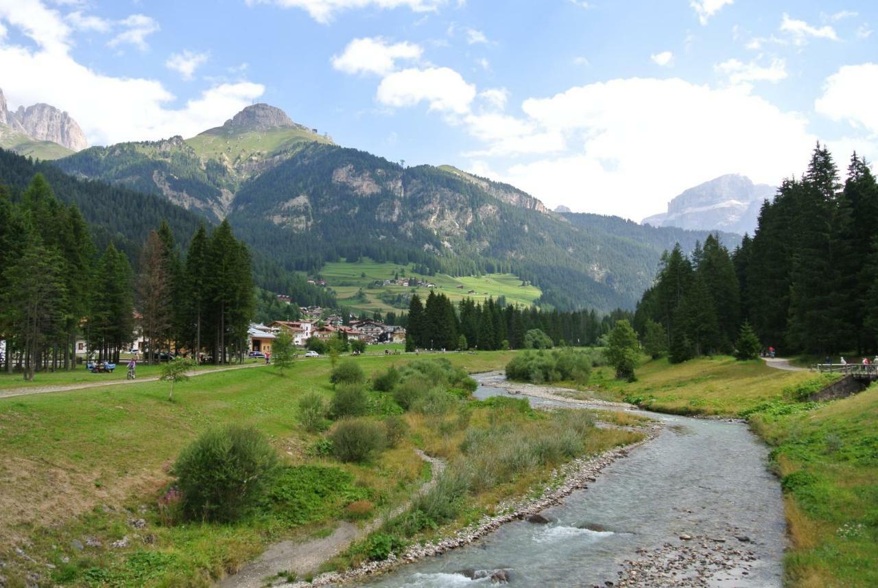 Casamau Trilo Apartment Campitello di Fassa Luaran gambar