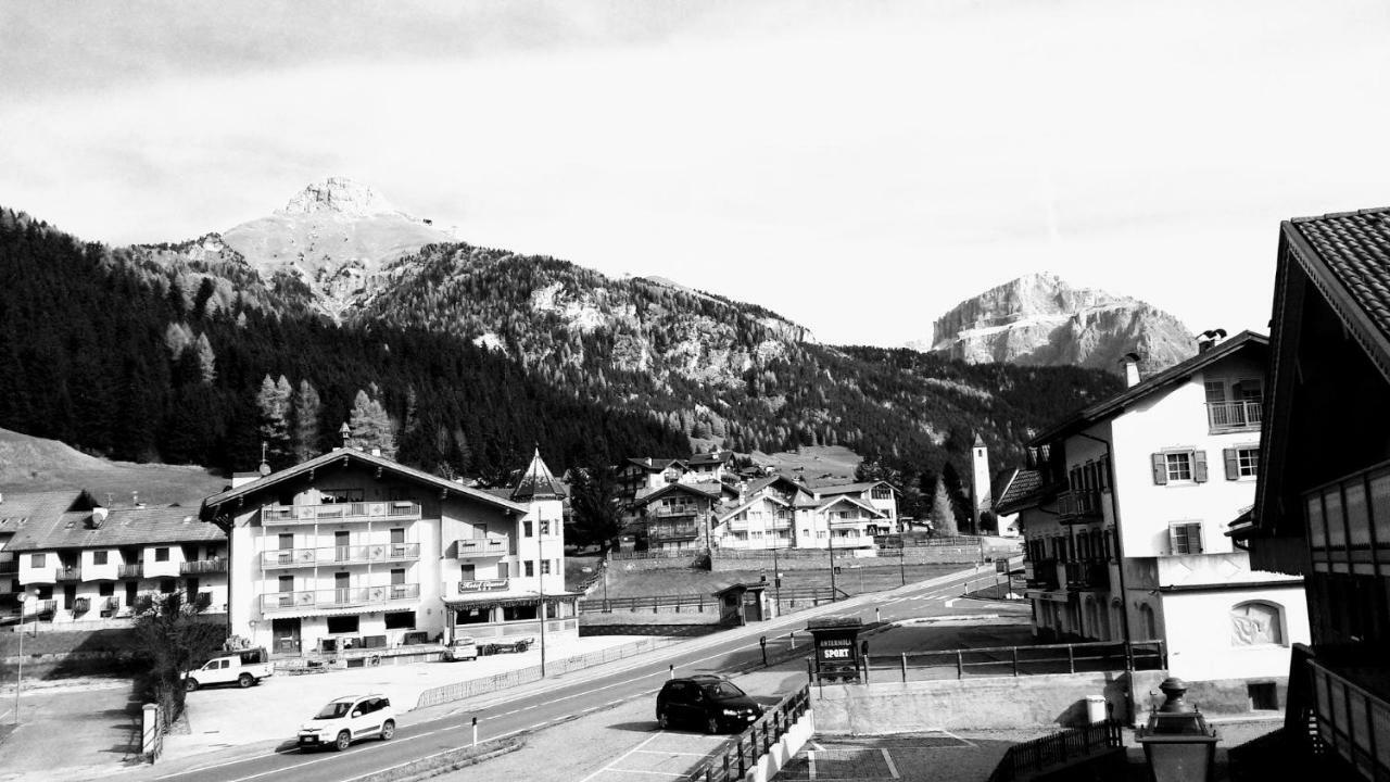 Casamau Trilo Apartment Campitello di Fassa Luaran gambar