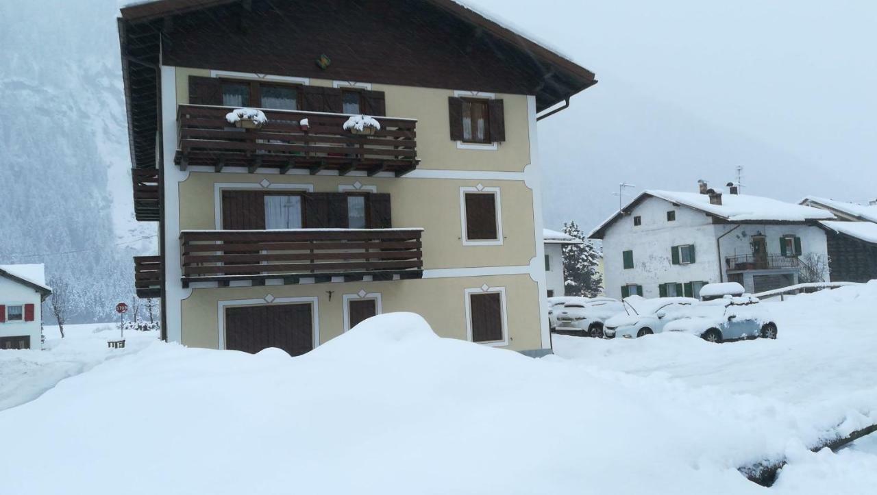 Casamau Trilo Apartment Campitello di Fassa Luaran gambar