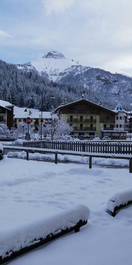 Casamau Trilo Apartment Campitello di Fassa Luaran gambar